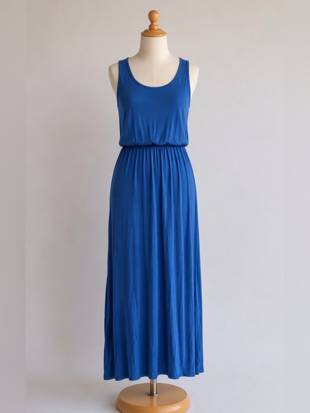 Sleeveless Maxi Dress in Cobalt Blue — Effortless Everyday Style